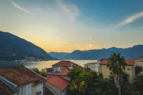 Lux Seaside Residence — 4-Star Luxury Hotel in Kotor, Montenegro