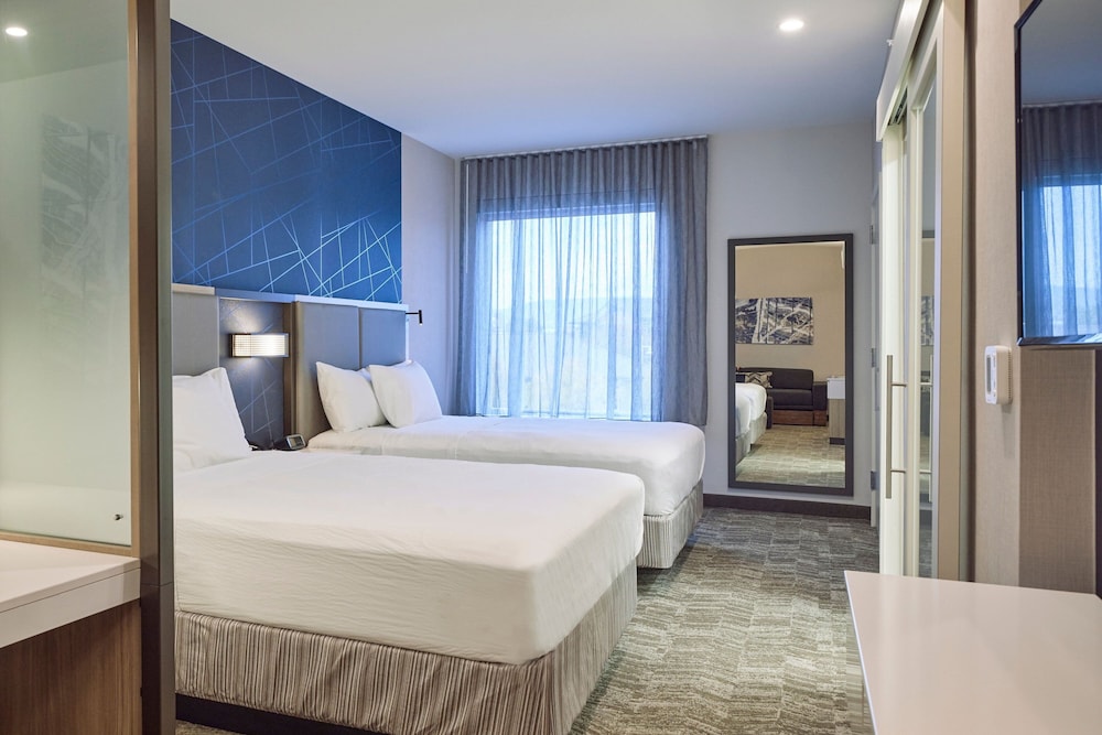 SpringHill Suites by Marriott Medford Airport - photo 10