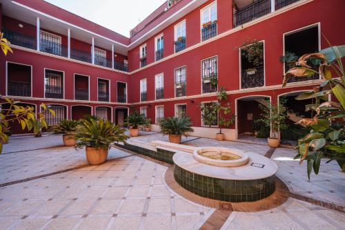 Magno Apartments Lirio Private Parking included — 4-Star Luxury Hotel in Sevilla, Spain