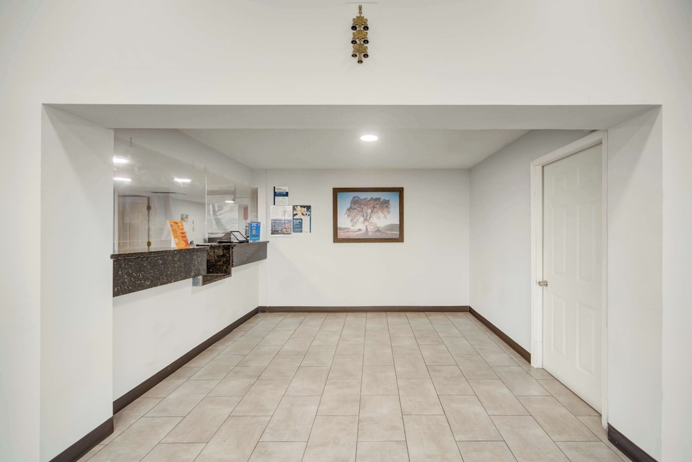 Motel 6 San Antonio TX I 35 North Corridor - photo 22
