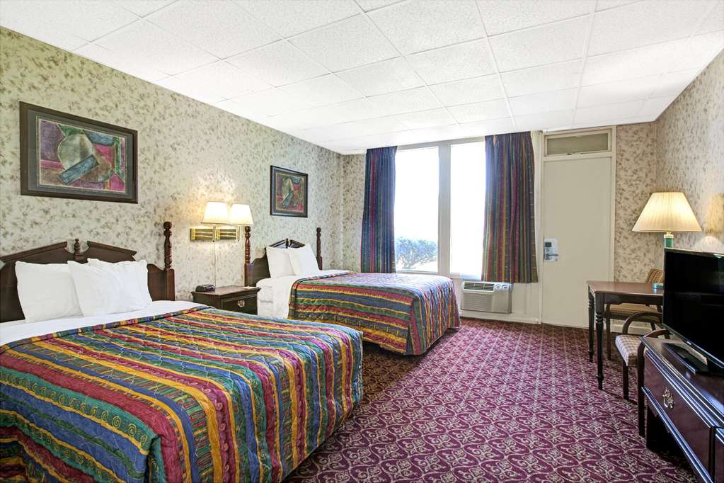 Days Inn by Wyndham Parsippany - photo 11