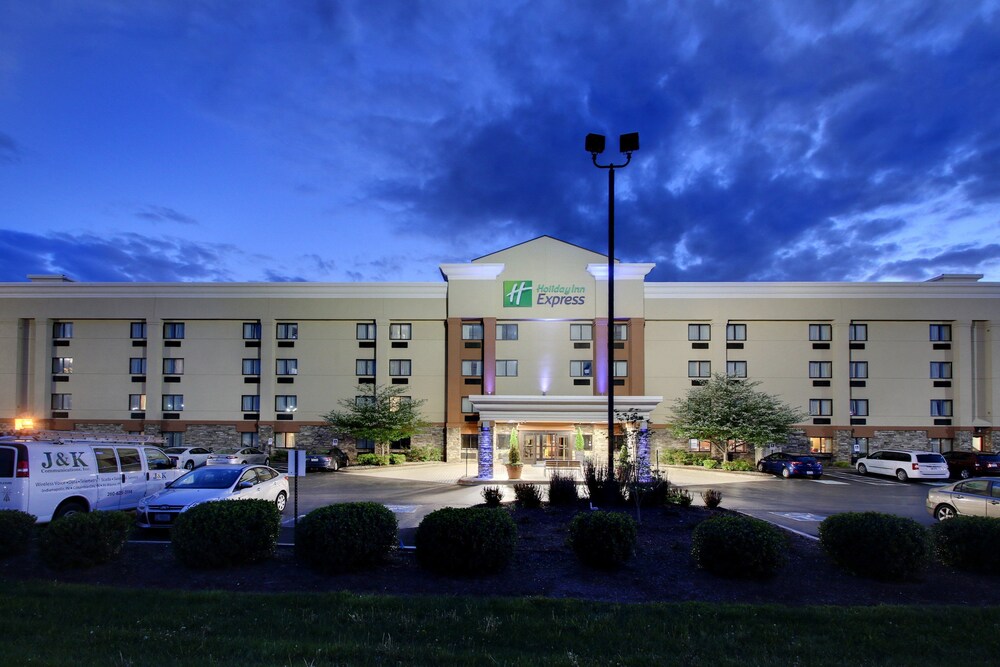 Holiday Inn Express Fort Campbell Oak Grove by IHG - photo 27