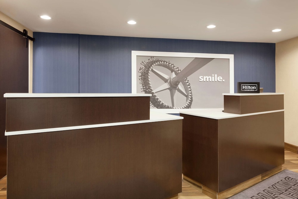 Hampton Inn Clackamas - photo 2