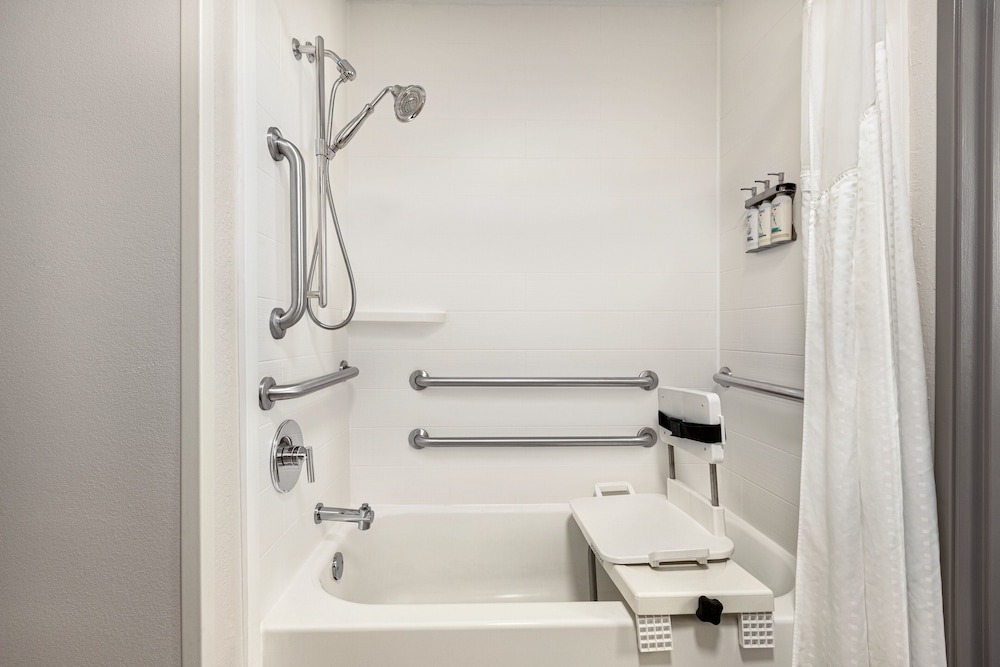 Holiday Inn Express Bowling Green by IHG - photo 14