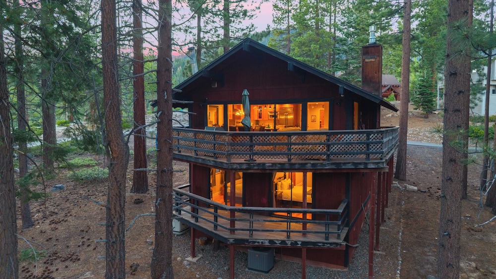 Secluded Incline Village Stay w Deck Near Diamond Peak & Lake Cloud 9 and 1 2 by Avantstay