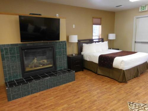 Cowlitz River Lodge - photo 12