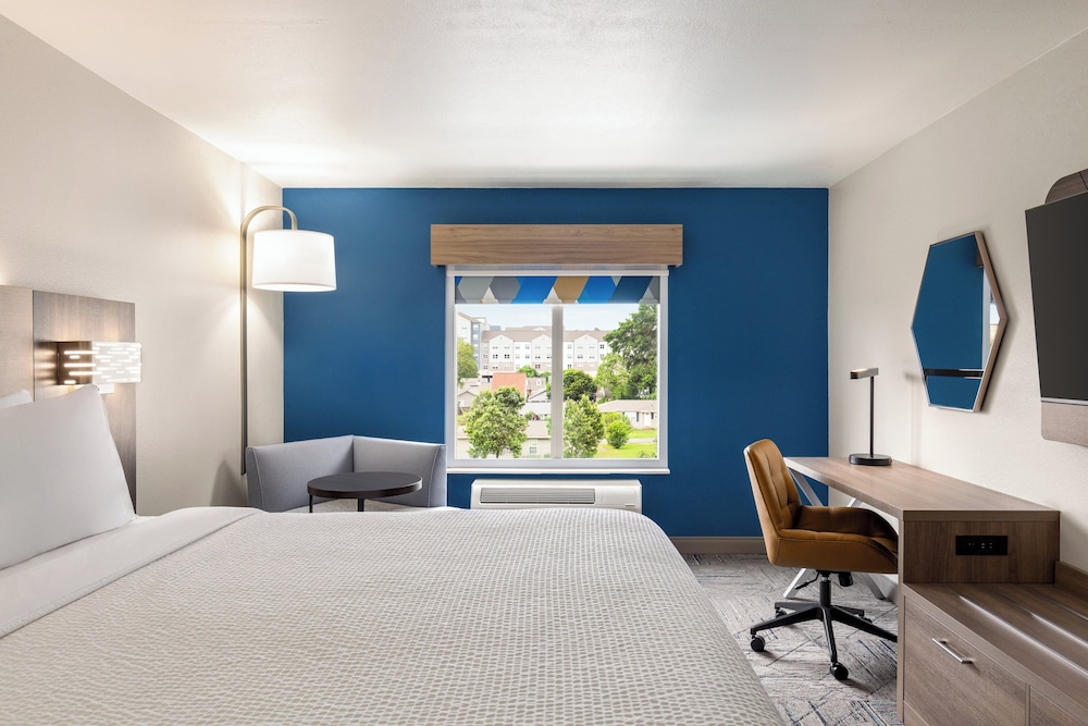Holiday Inn Express and Suites Tuscaloosa University an IHG Hotel - photo 15