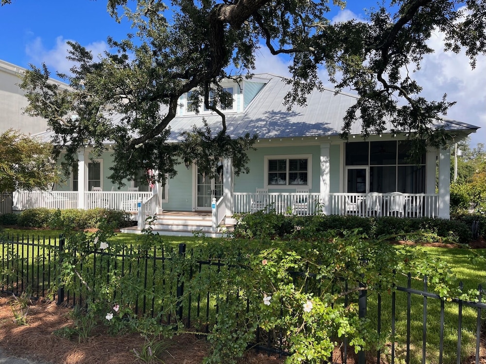 Bay Town Inn in Bay Saint Louis, United States