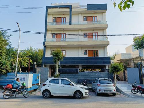 Hotel Golden Arrow - last minute hotel in Noida