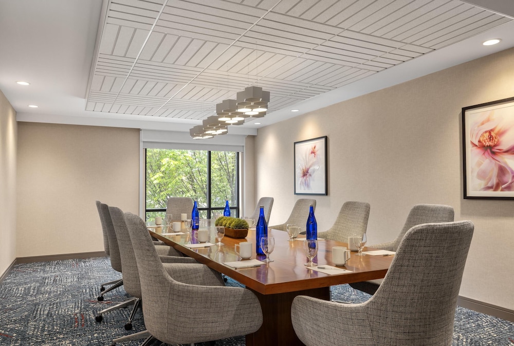 Hilton Garden Inn Burlington Downtown - photo 60