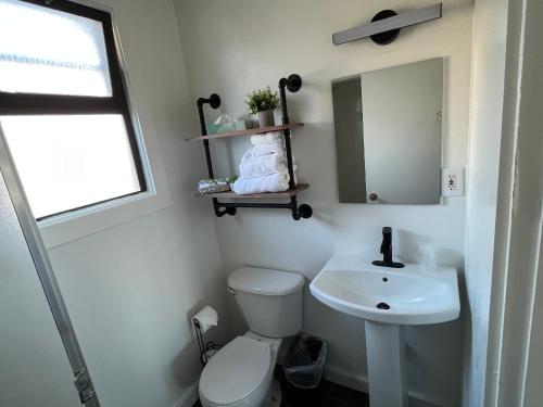 Sea Breeze Motel - photo 31