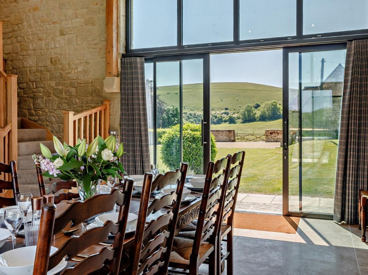 4 Bed In Shaftesbury Oc 91456 — Shaftesbury