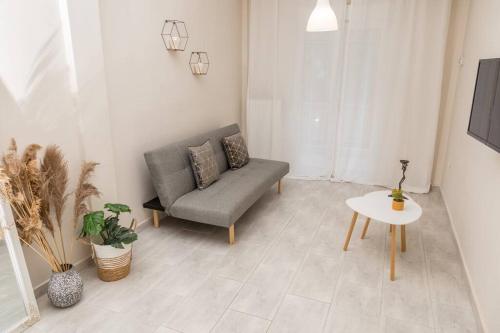 Simplicity Big Apartment — 4-Star Luxury Hotel in Thessaloniki, Greece