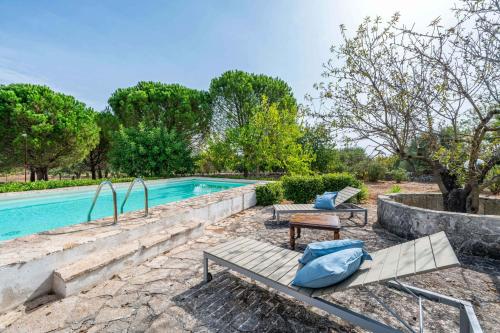 Trullo Jean by Rentbeat in Cisternino, Italy