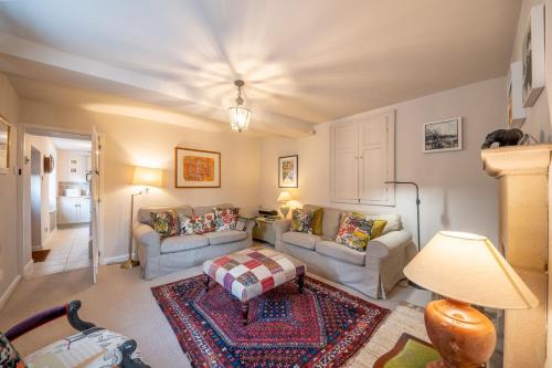 Host & Stay White House — 4-Star Luxury Hotel in Matlock, United Kingdom