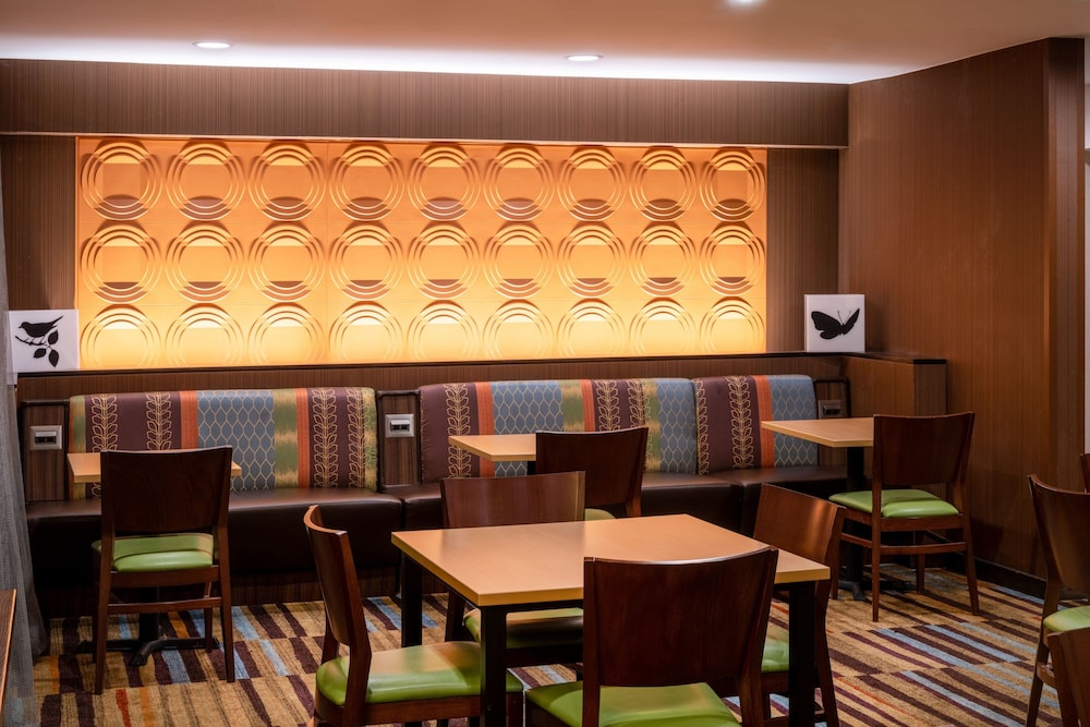 Fairfield Inn and Suites by Marriott Denver Aurora Medical Center - photo 34