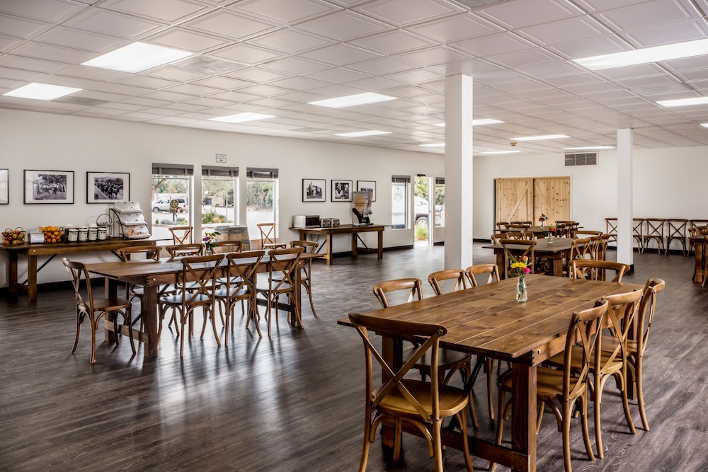 Sideways Inn - photo 81