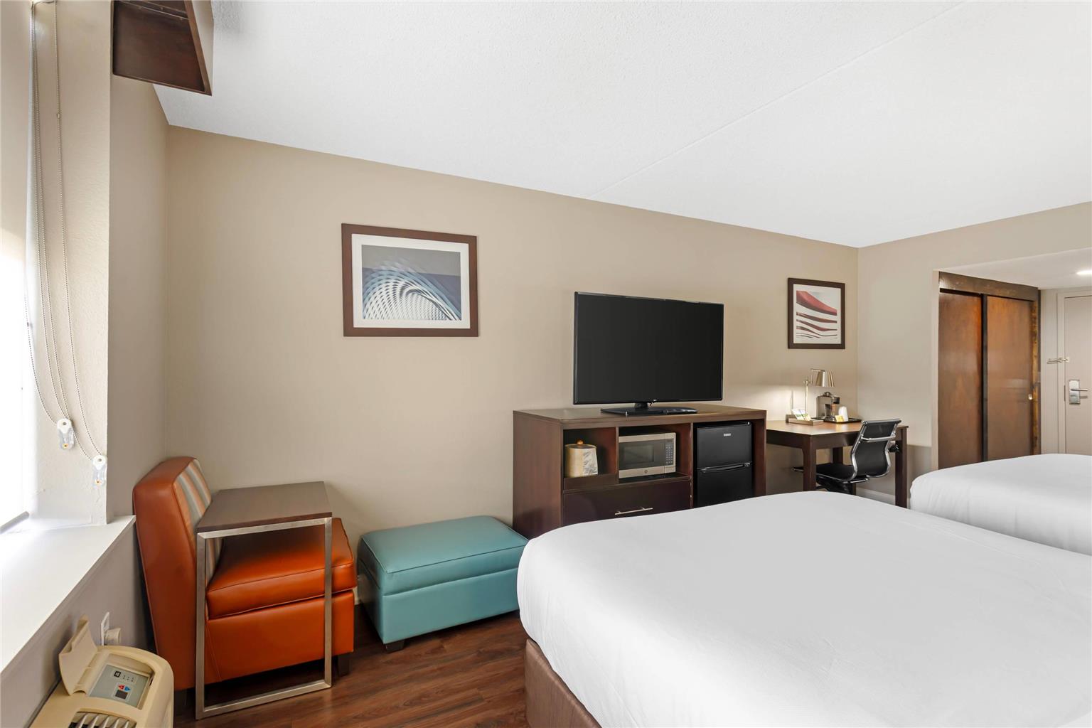 Comfort Inn & Suites Pottstown Eastern Gateway - photo 20