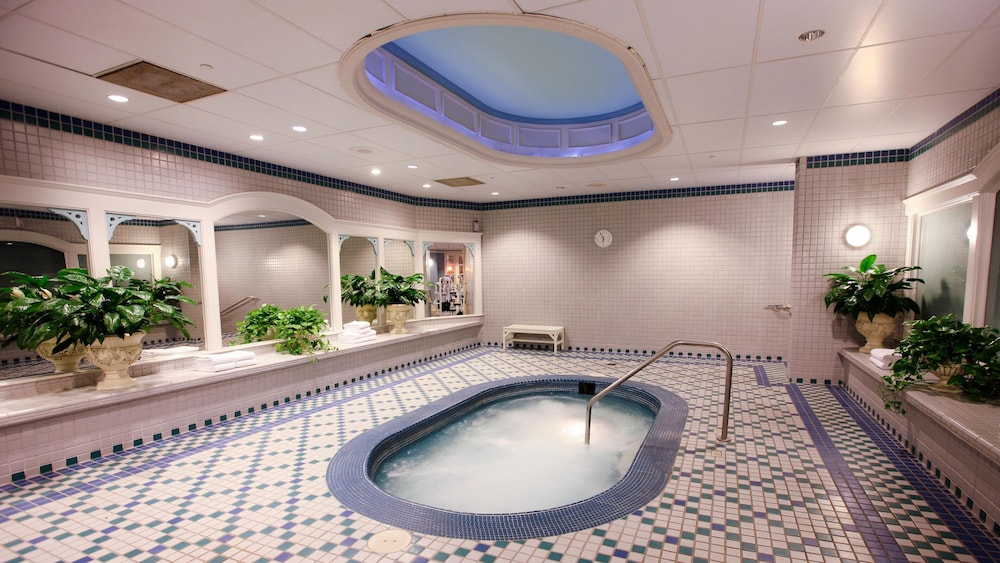 Disney's Beach Club Resort - photo 18