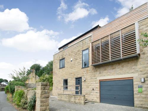 High Trees View Cottage — 5-Star Luxury Hotel in Knaresborough, United Kingdom