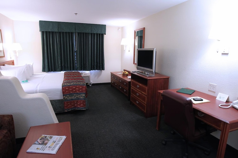Garden Place Suites - photo 8
