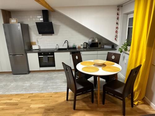 Apartament z Widokiem 4 — 4-Star Luxury Hotel in Chelm, Poland