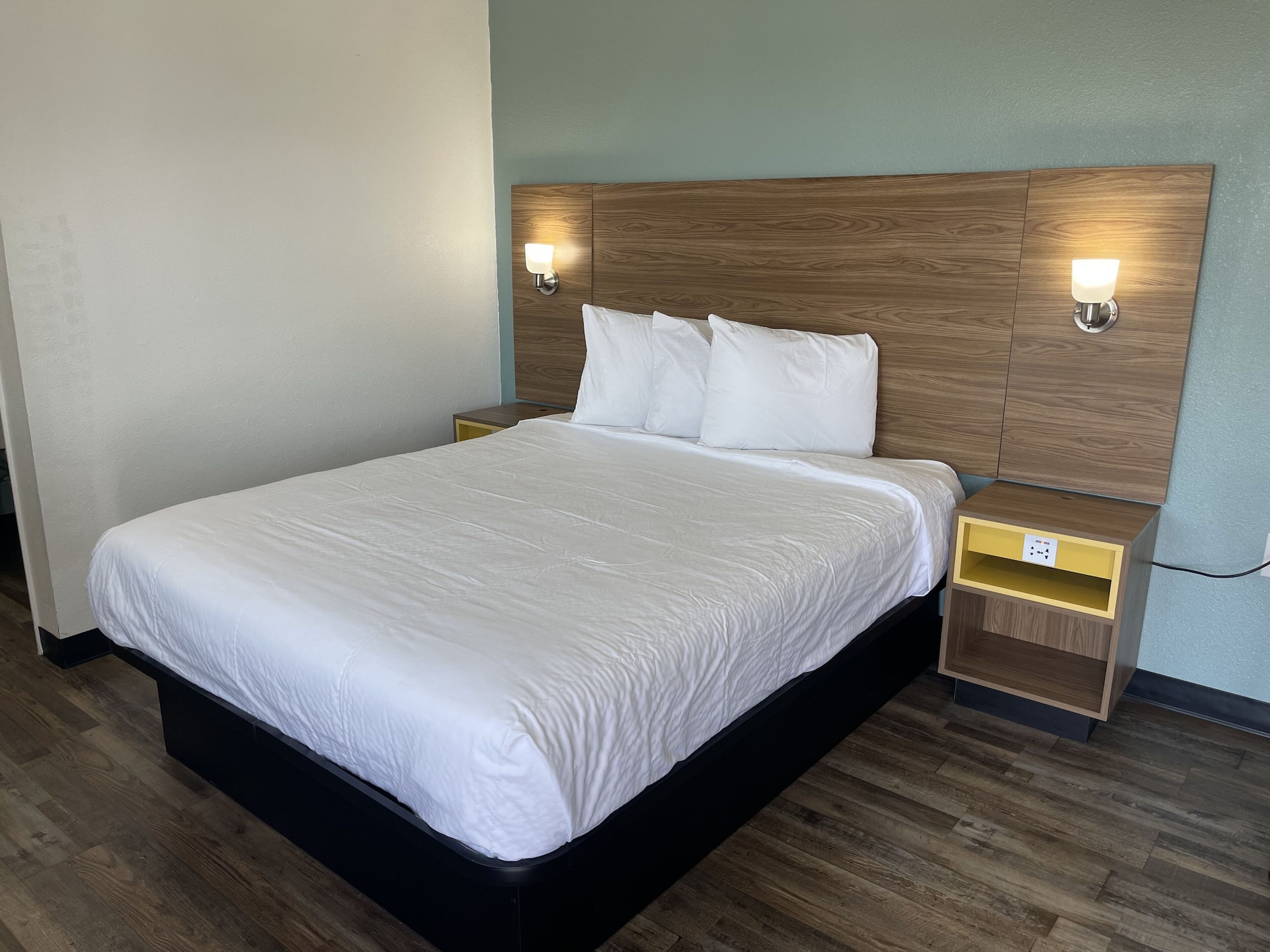 Days Inn by Wyndham Victorville - featured photo