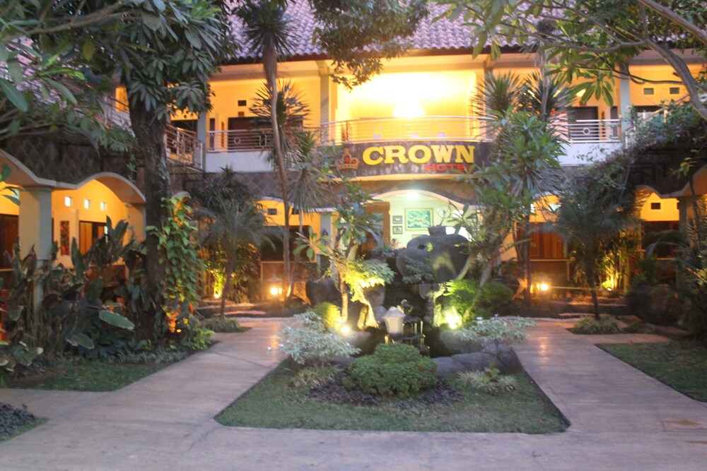 Crown Hotel - last minute hotel in Mataram