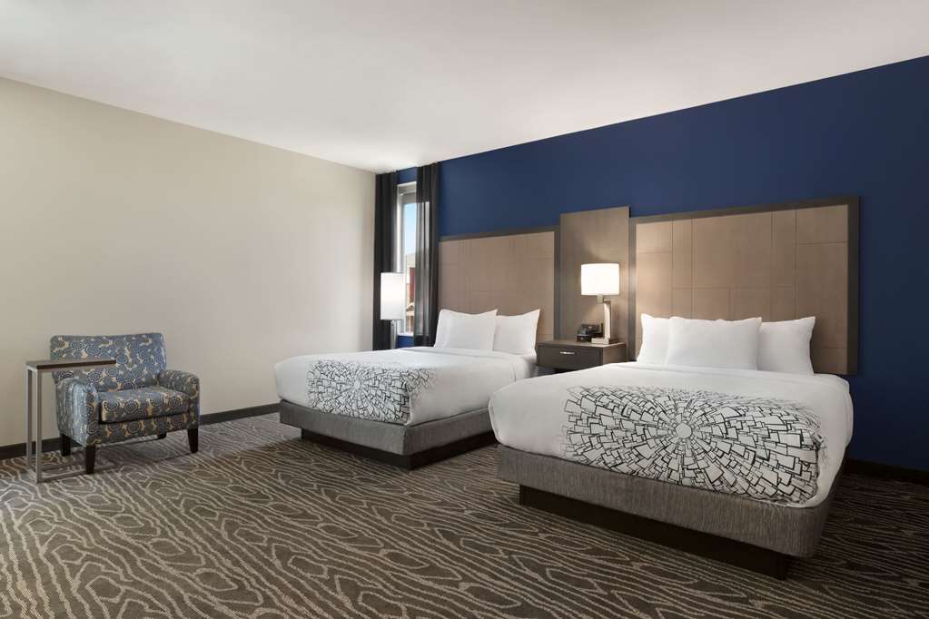La Quinta Inn & Suites by Wyndham Rock Hill - photo 28