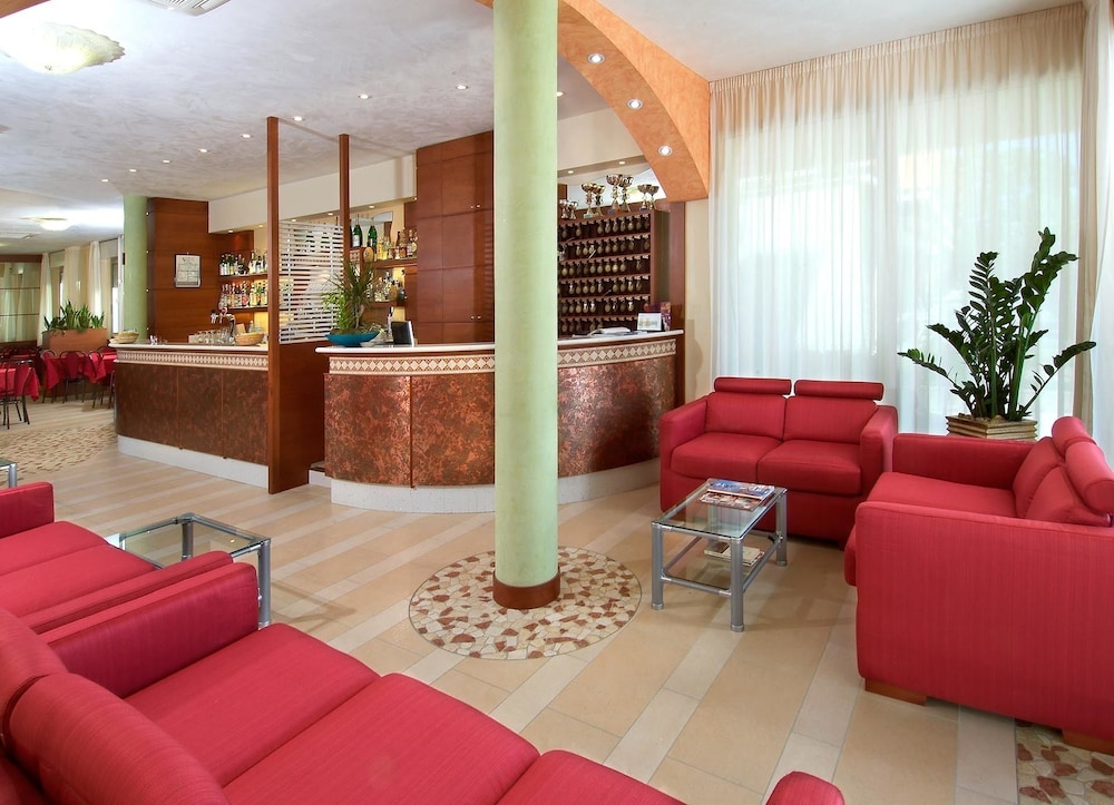 Hotel Odeon - last minute hotel in Cervia