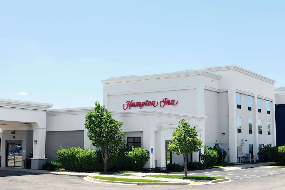 Hampton Inn Elkhorn Lake Geneva Area - photo 61
