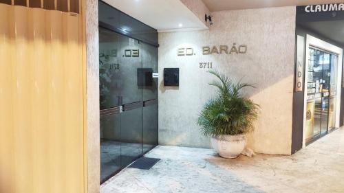 Lindo apartamento Avenida Brasil