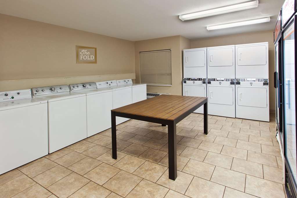 Sonesta Simply Suites Chicago Waukegan - photo 17