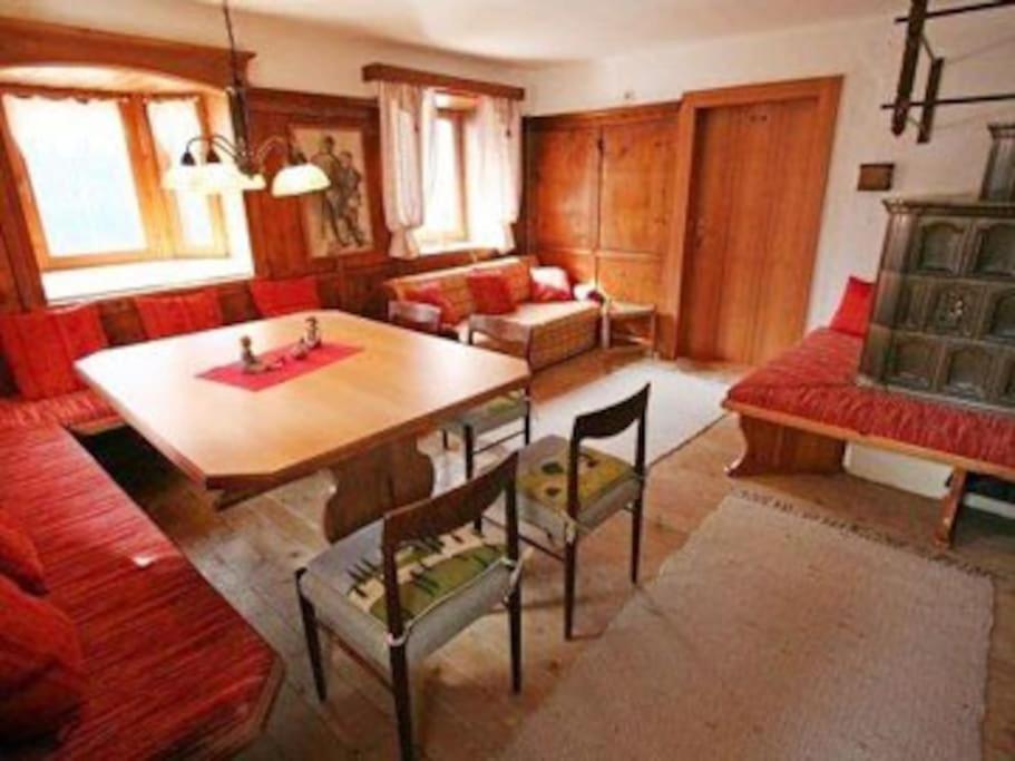 Chalet Sternberg — 4-Star Luxury Hotel in Strengen, Austria
