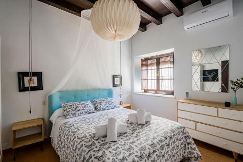 Apartamento Historico Garaje y WIFI — 4-Star Luxury Hotel in Sanlucar De Barrameda, Spain