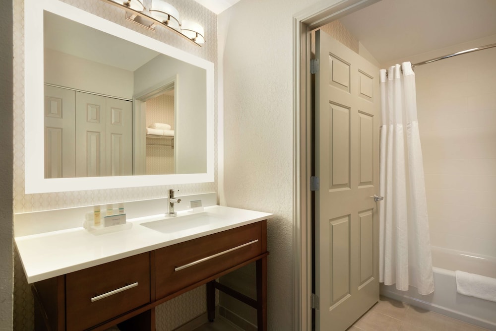 Homewood Suites by Hilton Portland Airport - photo 27