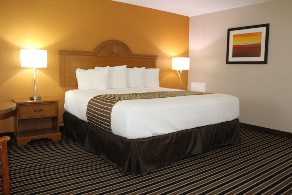 Westbridge Inn and Suites - featured photo
