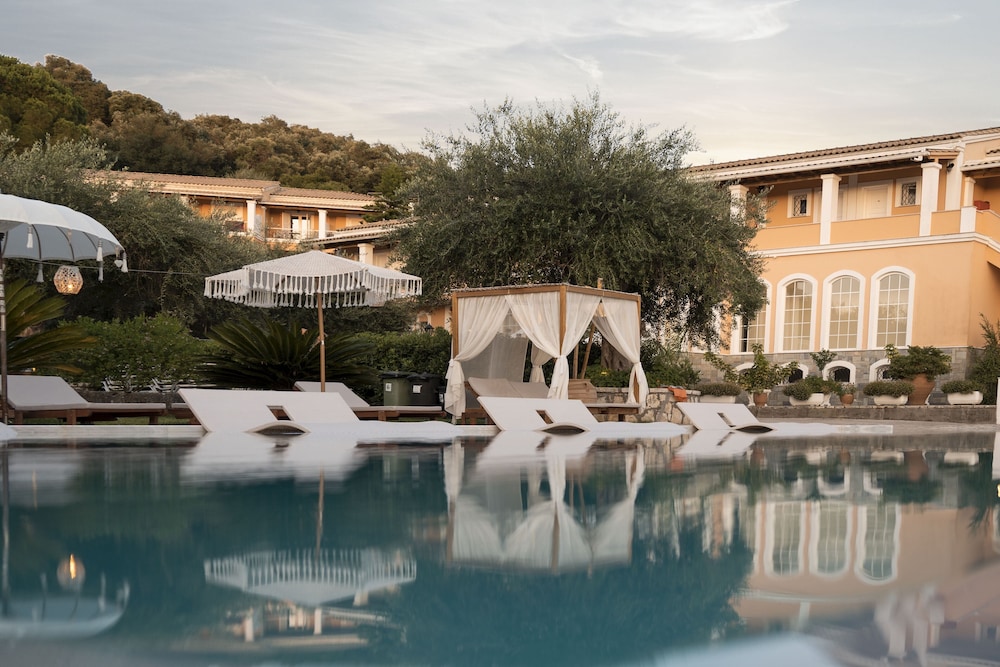 Nefeli Hotel - carbon neutral hotel in Corfu