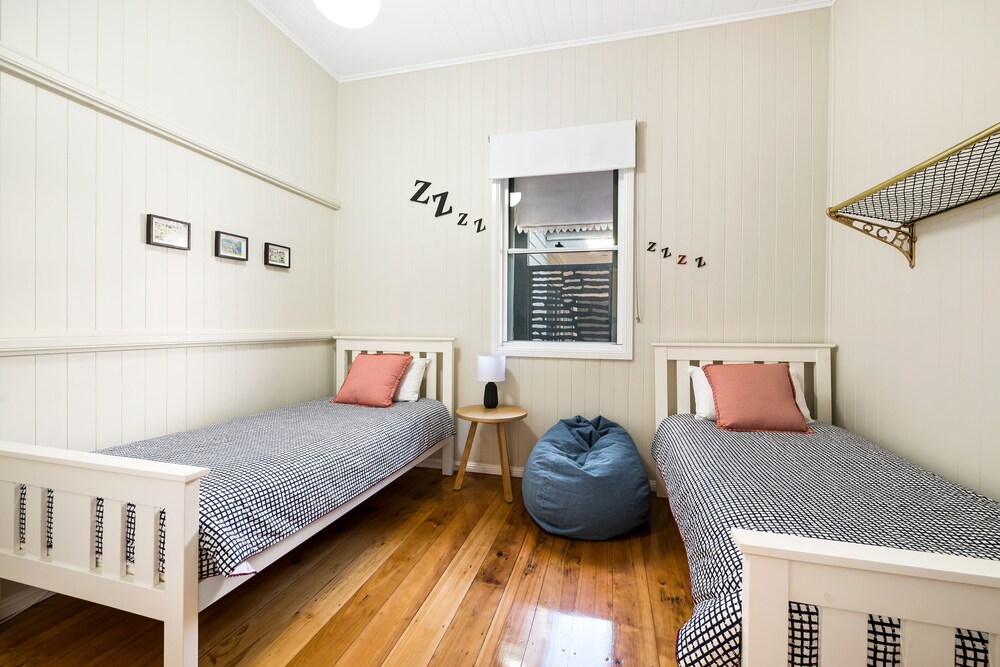 Bluestone Cottages The Shop — Toowoomba — photo 3