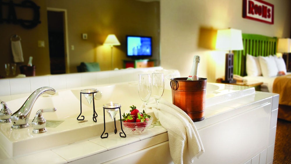 Wildwood Lodge - photo 5