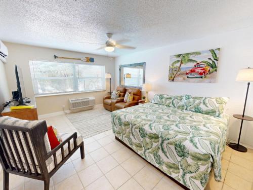 227 Surf Song Resort - photo 3