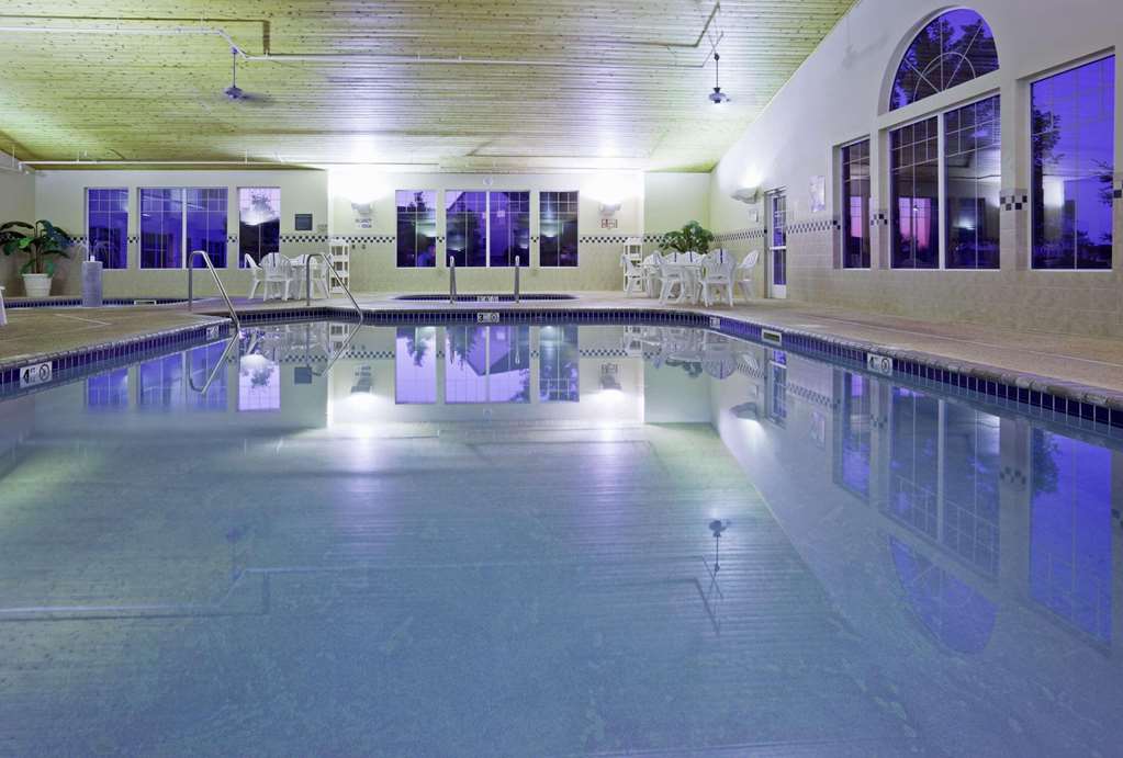 Country Inn & Suites by Radisson Albertville near Outlet Mall - photo 18