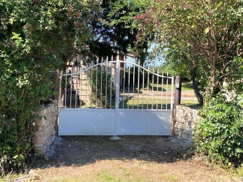 Les Anges Bleus - carbon neutral hotel in Unknown City