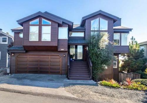 Seaside Serenity Monthly Special Discount April June in Cambria, United States