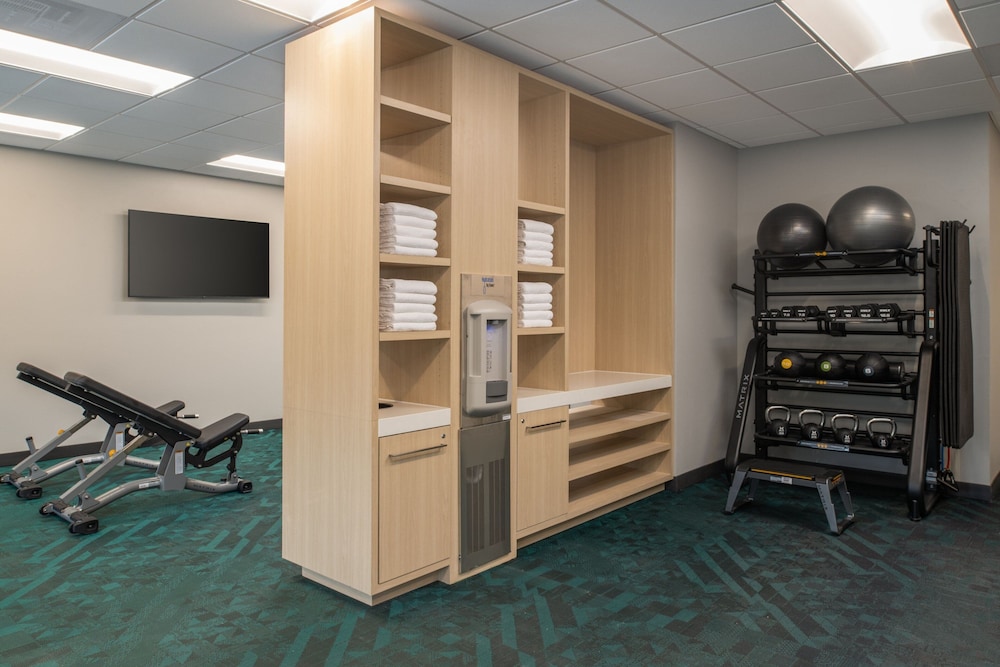 TownePlace Suites by Marriott Eugene - photo 22