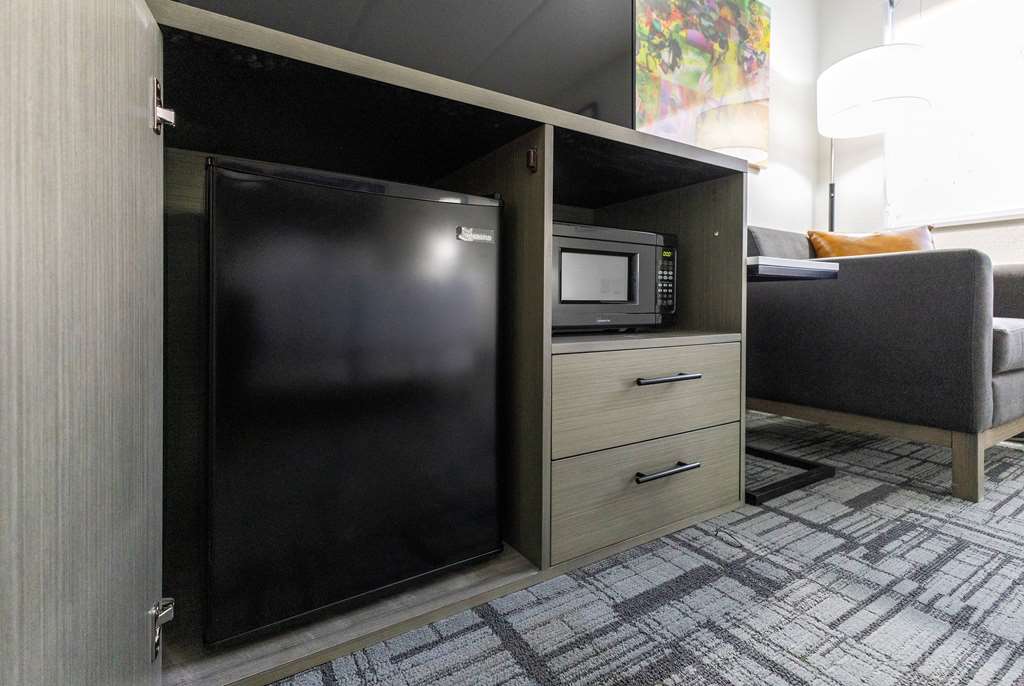 La Quinta Inn & Suites by Wyndham Jacksonville Mandarin - photo 34