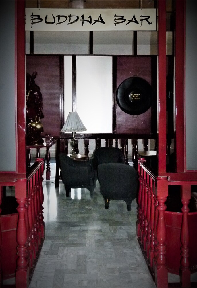 Hotel Bar