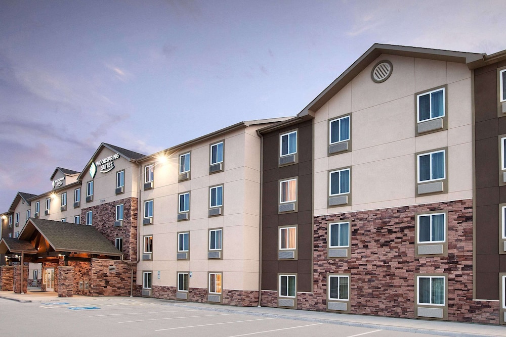 WoodSpring Suites Plano North Dallas - photo 18