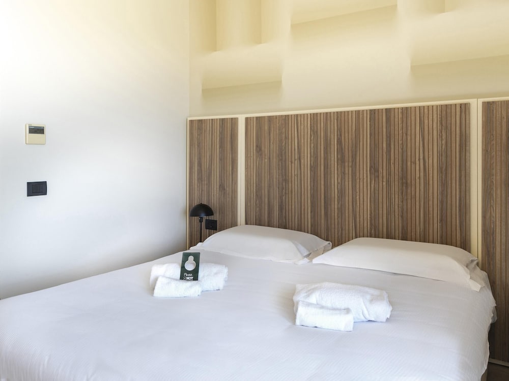 B&B Hotel Pomezia Cortese in Pomezia, Italy