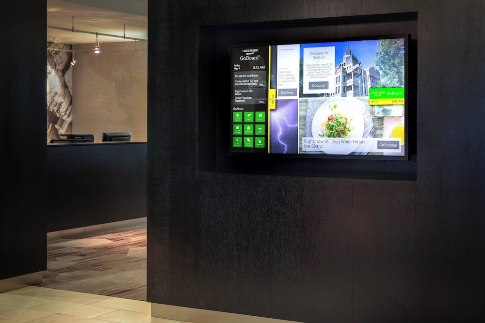 Courtyard Marriott Denton - photo 18